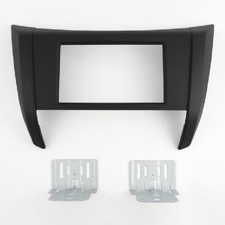 Nissan Navara Fascia Stereo Panel